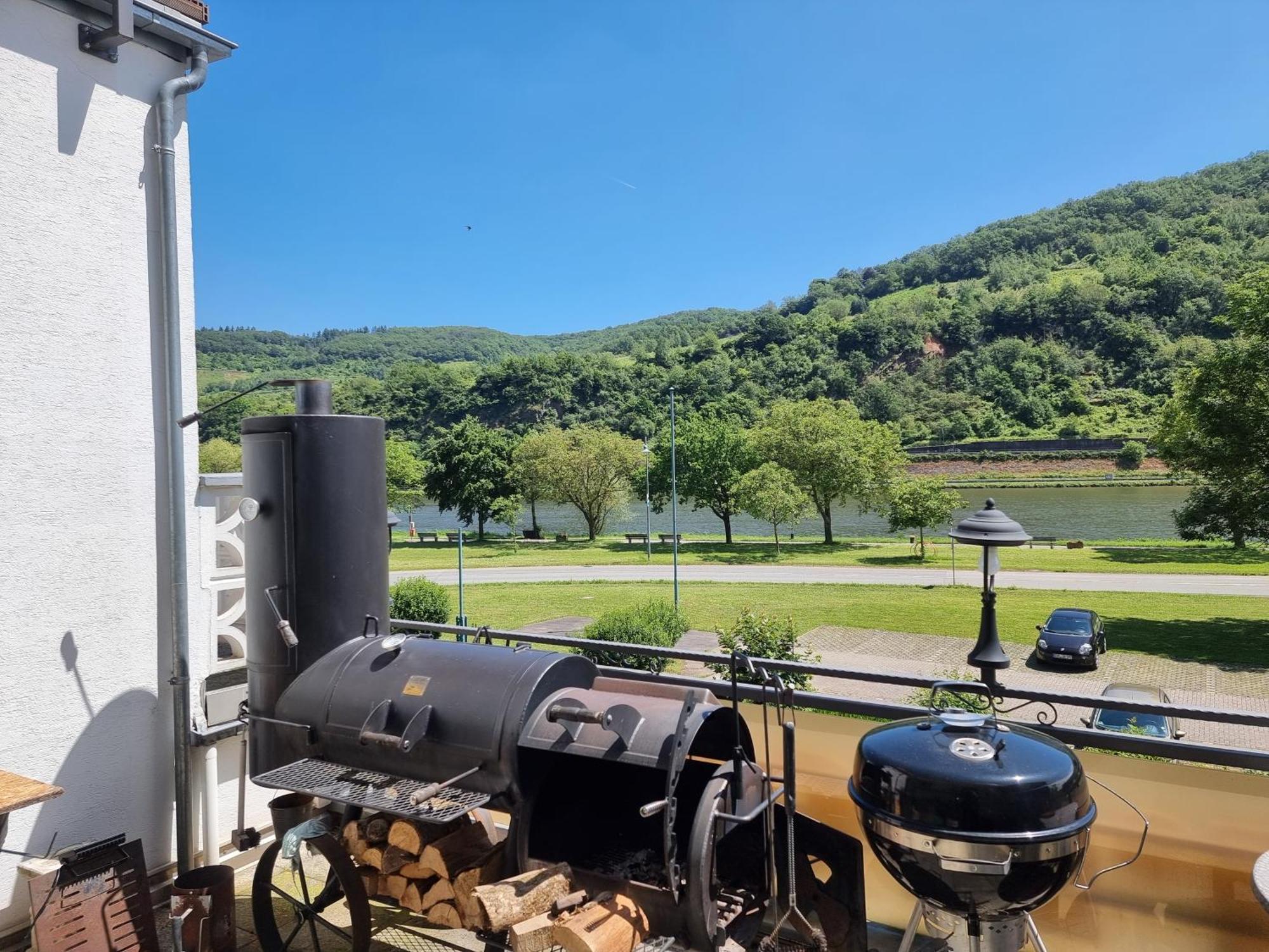 Gasthaus Korneli Sankt Aldegund Exteriör bild