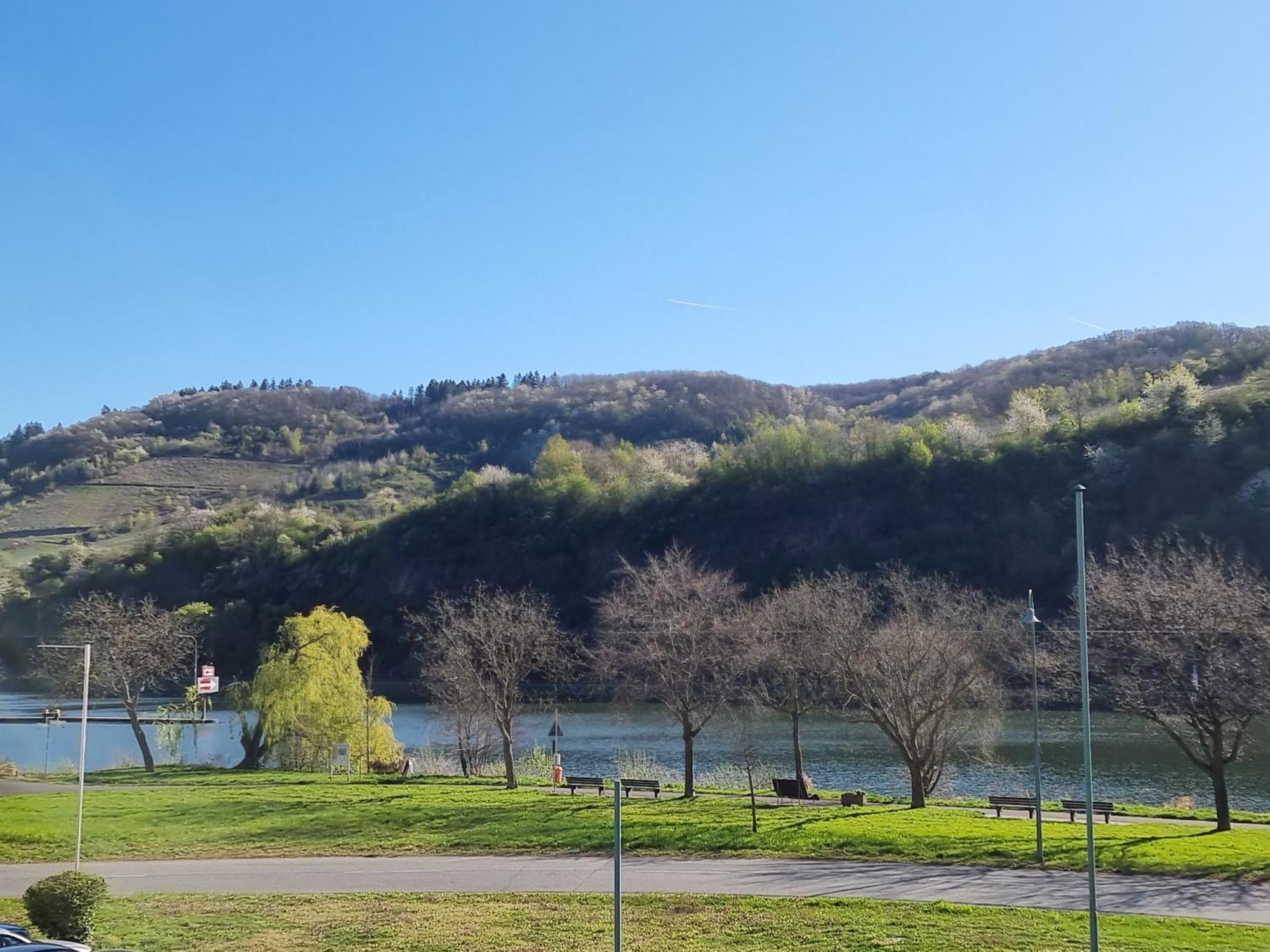 Gasthaus Korneli Sankt Aldegund Exteriör bild